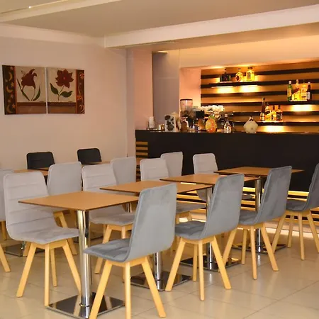 德威斯酒店 酒店 2*