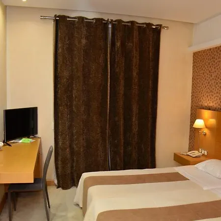 Deves Hotel
