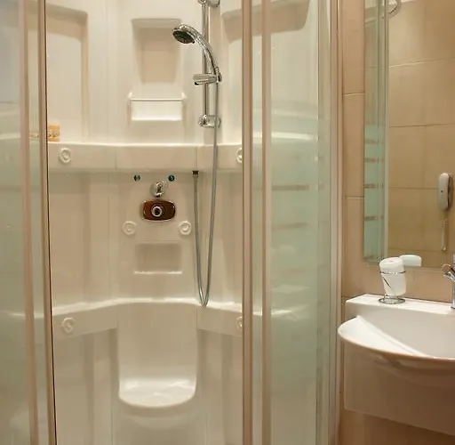 Deves Hotell