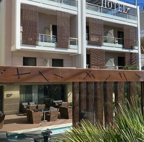 Hotell Deves 2*